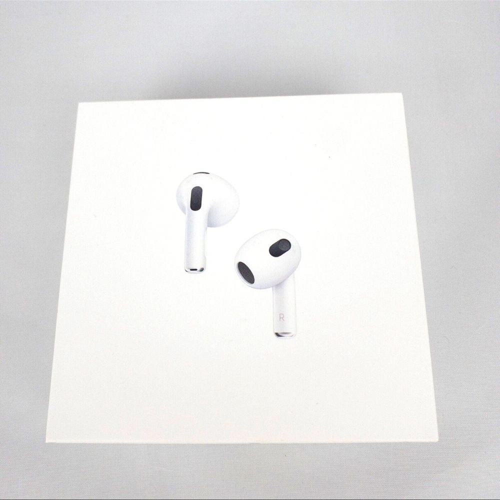 Apple Airpods 3rd Generation Box & Manual only. (AIRPODS NOT INCLUDED).
